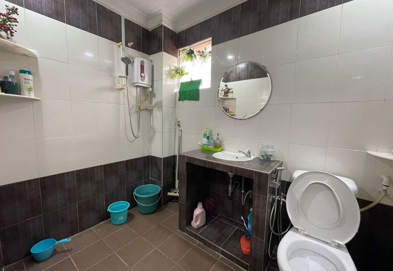 Seksyen 1, Bandar Country Homes