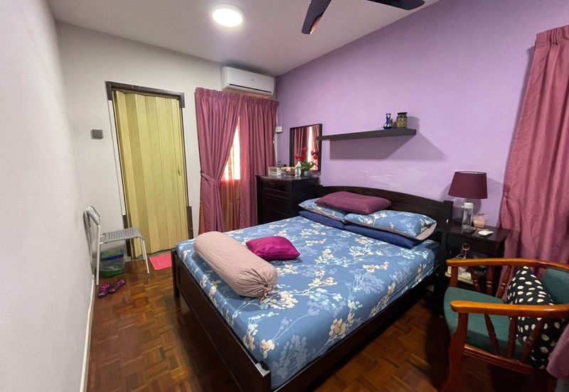 Seksyen 1, Bandar Country Homes