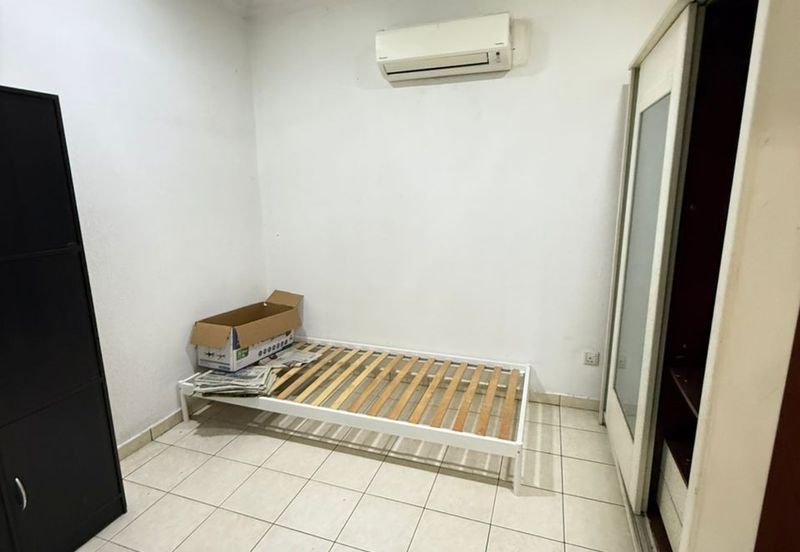 CORNER 3Sty Terraced RENO, Jalan Uranus U5 Subang Impian, Subang Bestari