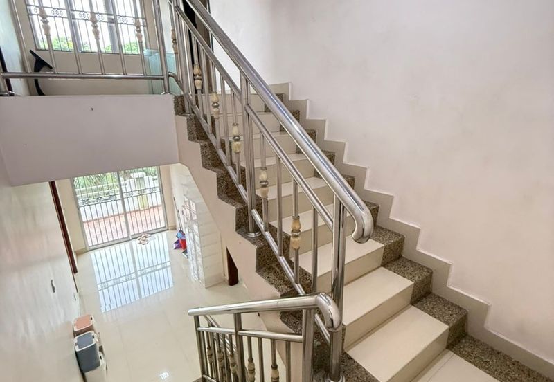 CORNER 3Sty Terraced RENO, Jalan Uranus U5 Subang Impian, Subang Bestari