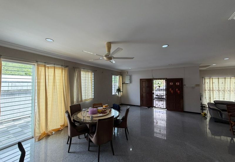 Seksyen 6, Bandar Country Homes