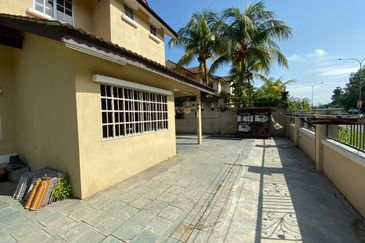 Seksyen 6, Bandar Country Homes