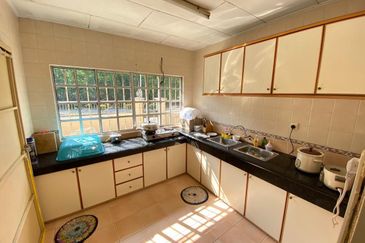 Seksyen 6, Bandar Country Homes