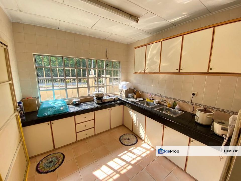 SUPER CHEAP - 2sty Bungalow Renovated, Desa 6, Bandar Country Homes, Rawang, Selangor, Bandar Country Homes