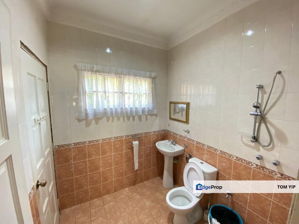 SUPER CHEAP - 2sty Bungalow Renovated, Desa 6, Bandar Country Homes, Rawang, Selangor, Bandar Country Homes