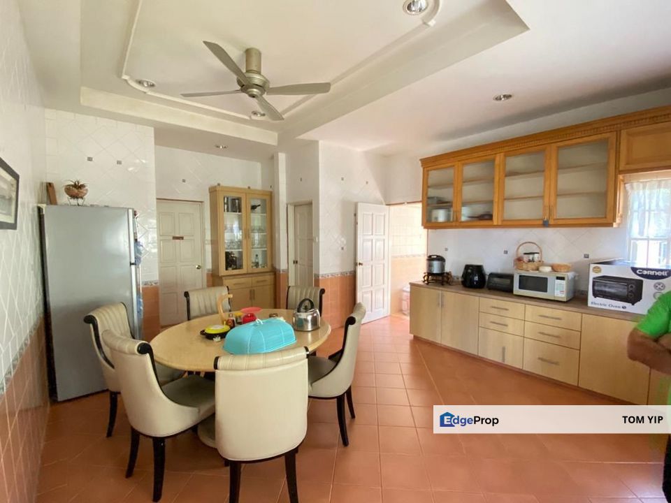 SUPER CHEAP - 2sty Bungalow Renovated, Desa 6, Bandar Country Homes, Rawang, Selangor, Bandar Country Homes