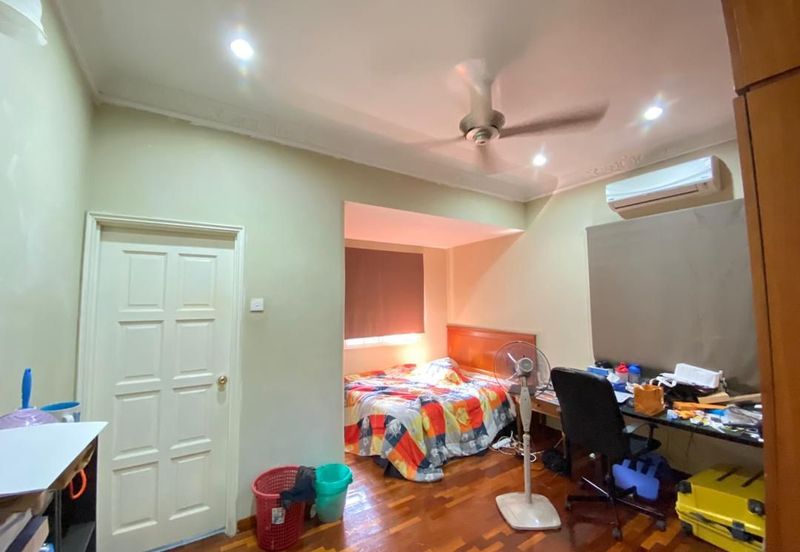 Seksyen 6, Bandar Country Homes