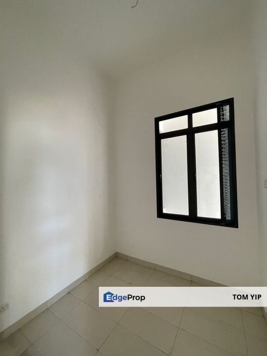 CHEAPEST - 3sty Superlink, Lakeclub Parkhome, Rawang, Selangor, Rawang