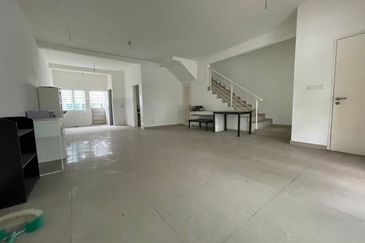 Kota Puteri, Batu Arang