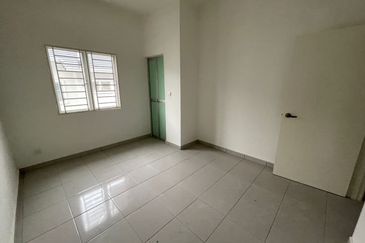 Kota Puteri, Batu Arang