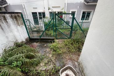 Kota Puteri, Batu Arang