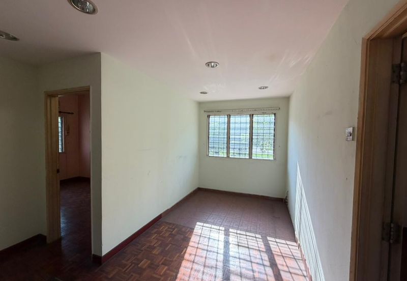 Seksyen 7, Bandar Country Homes