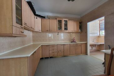 Teluki, Bukit Sentosa