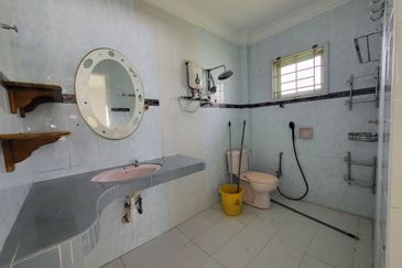 Teluki, Bukit Sentosa