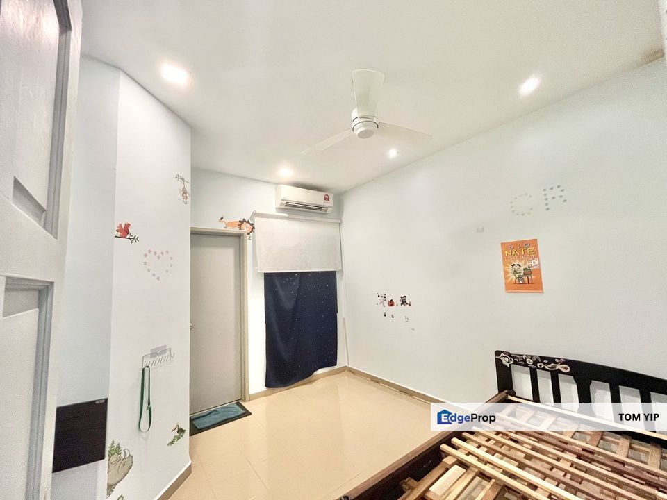 [RENOVATED] 2 Storey Kota Emerald Amethyst 3 Rawang House, Selangor, Rawang