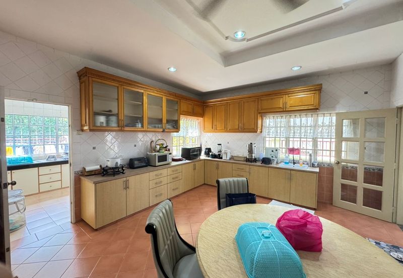 Seksyen 6, Bandar Country Homes