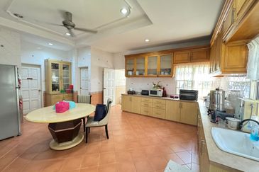 Seksyen 6, Bandar Country Homes