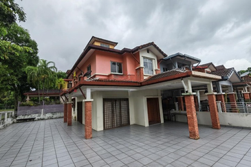 Jalan Spektrum U16 @ Taman Bukit Subang