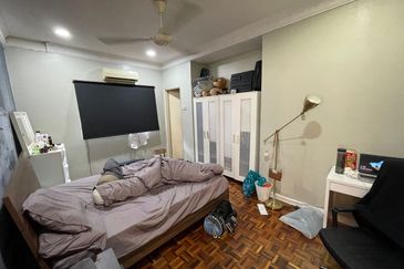 Seksyen 8, Bandar Country Homes