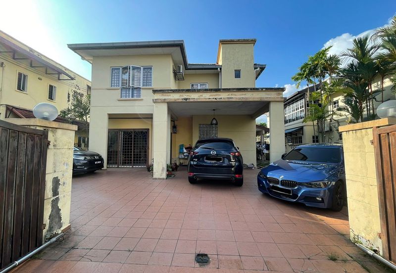 Seksyen 8, Bandar Country Homes