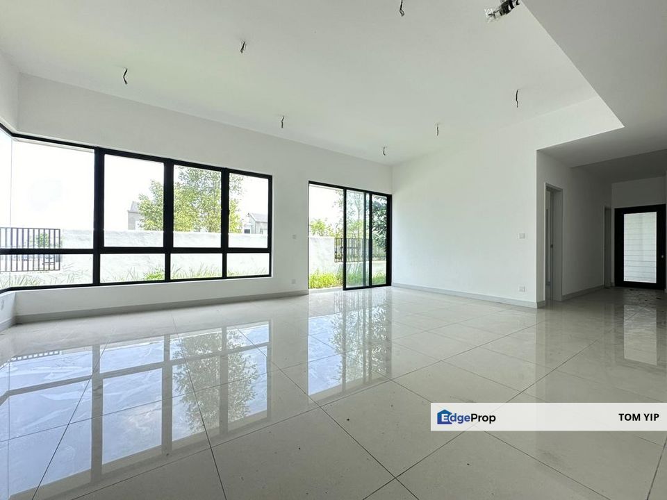 LIMITED 2 Storey END LOT SEMI D , Mallow , Kota Emerald , Rawang House, Selangor, Rawang