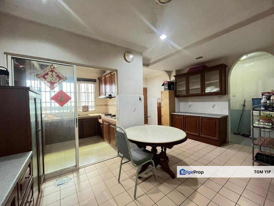 LIMITED CHEAPEST 3 Storey House Bandar Puteri 8 Puchong FULLY FURNISHED, Selangor, Bandar Puteri Puchong