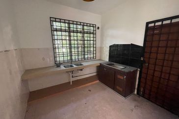 Seksyen 6, Bandar Country Homes