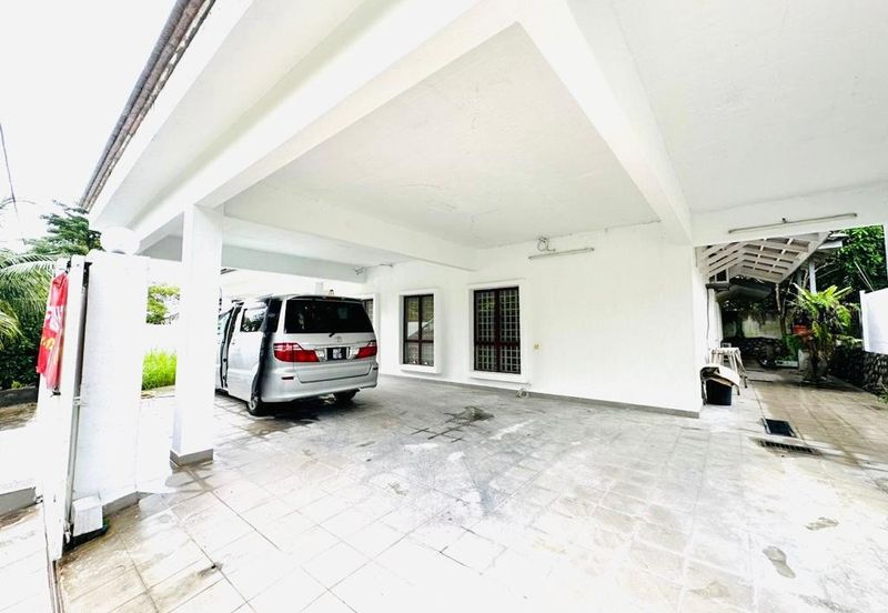 Seksyen 6, Bandar Country Homes