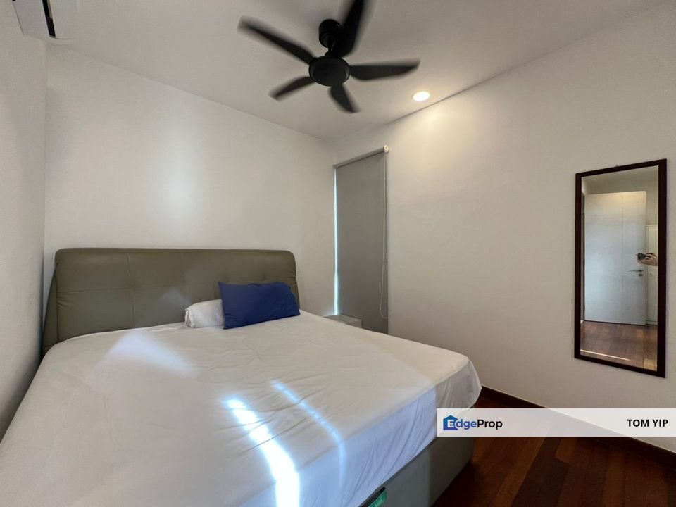 [Partially Furnished] 3 Storey SEMI D End Lot , The Estana , Kota Damansara Seksyen 9, Selangor, Kota Damansara