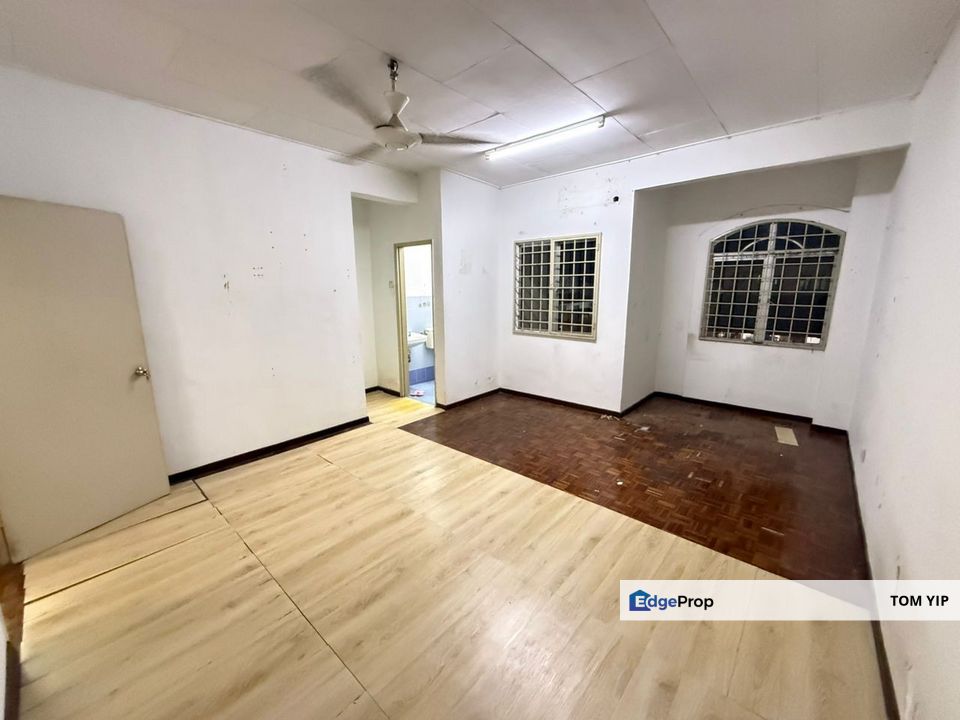 LIMITED & CHEAP , 2 Sty Terrace Taman Subang Murni Seksyen U5 Shah Alam, Subang Bestari, Selangor, Subang