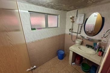 Kampung Dato Lee Kim Sai