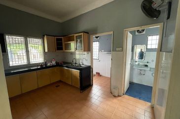 Seksyen 6, Bandar Country Homes