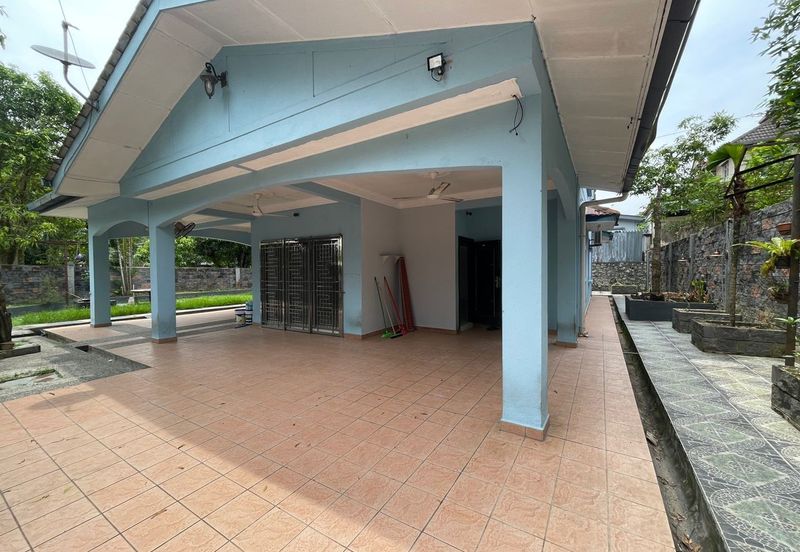 Seksyen 6, Bandar Country Homes