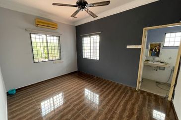 Seksyen 6, Bandar Country Homes