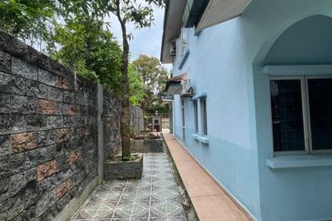 Seksyen 6, Bandar Country Homes