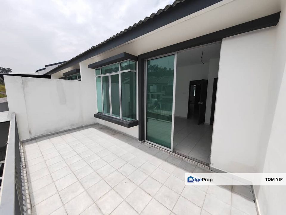 CHEAPEST unit 2sty Terrace, Scientex, Kota Emerald, Rawang, Selangor, Rawang