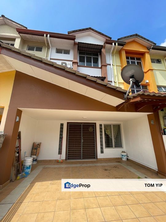 RENOVATED & CHEAP, 3sty Terrace Subang Impian , Uranus U5, Subang Bestari, Selangor, Subang