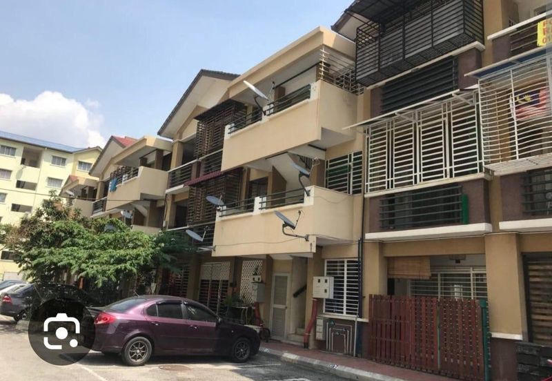 Taman Subang Permata