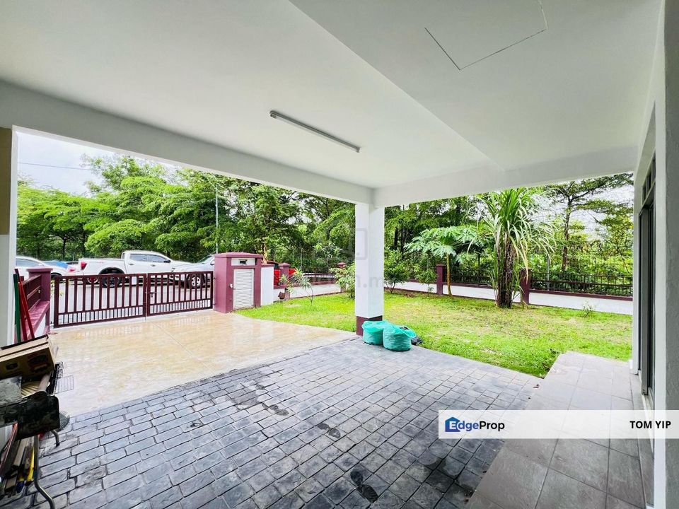 CORNER LOT - 2sty Terrace Kota Emerald, Cassis, Rawang Anggun, Selangor, Rawang