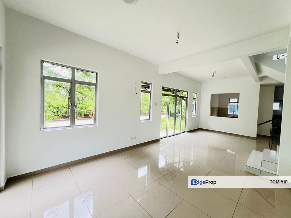 CORNER LOT - 2sty Terrace Kota Emerald, Cassis, Rawang Anggun, Selangor, Rawang