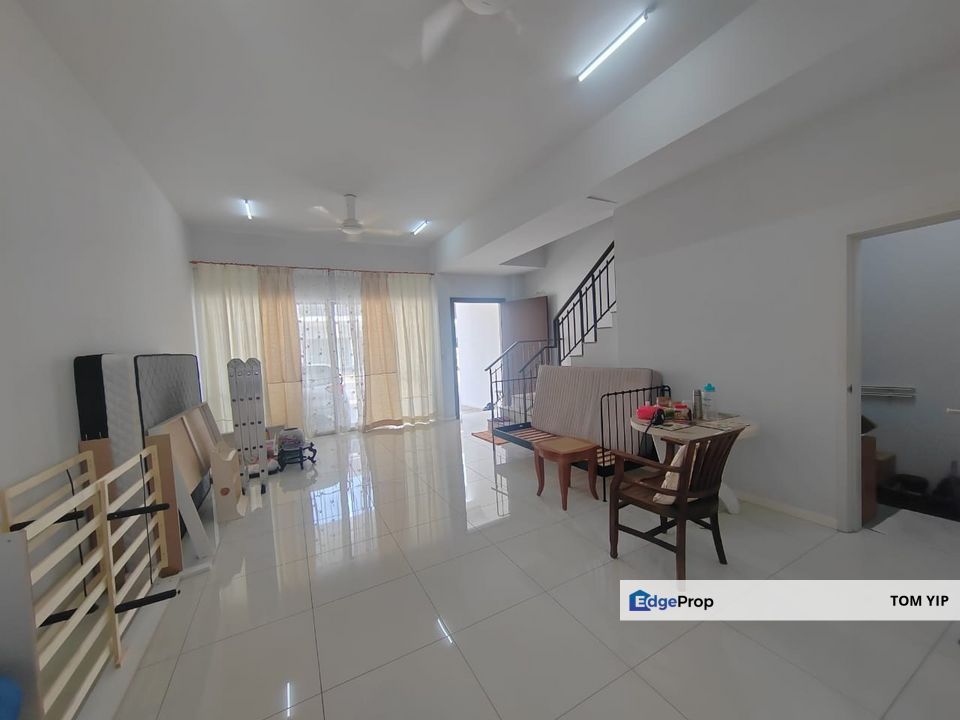[CHEAP] 2 Storey Terrace, Tamansari Dahlia, Kota Emerald Rawang, Selangor, Rawang