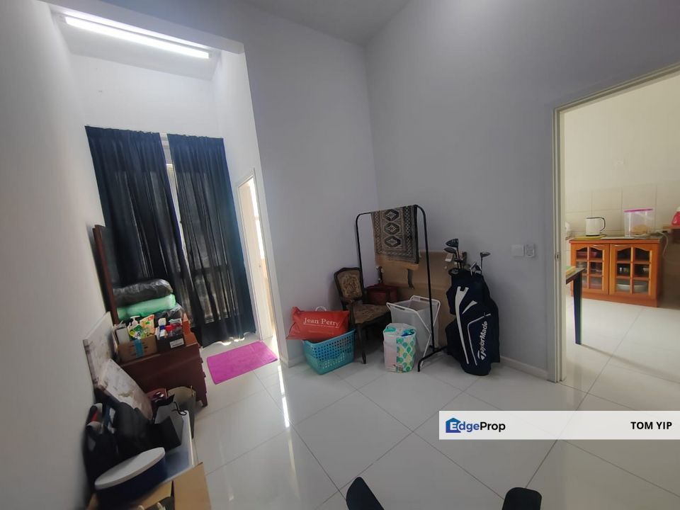 [CHEAP] 2 Storey Terrace, Tamansari Dahlia, Kota Emerald Rawang, Selangor, Rawang