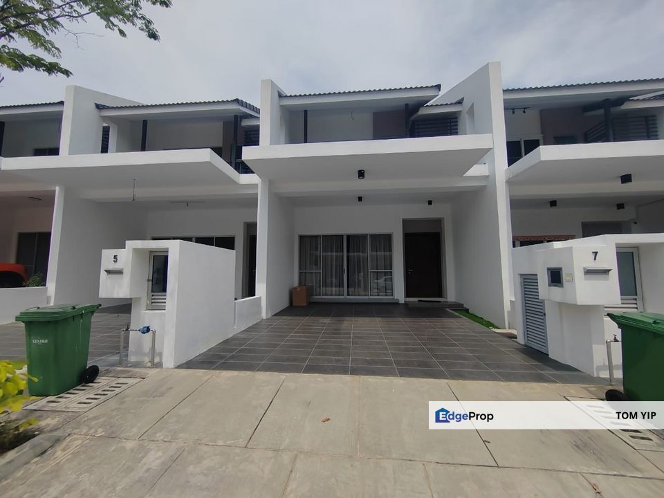 [CHEAP] 2 Storey Terrace, Tamansari Dahlia, Kota Emerald Rawang, Selangor, Rawang