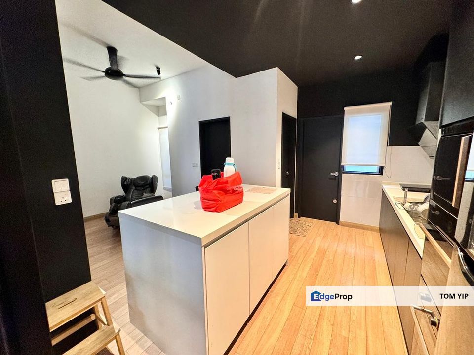 [RENOVATED] 2 Storey Terrace Garland Kota Emerald Rawang, Selangor, Rawang