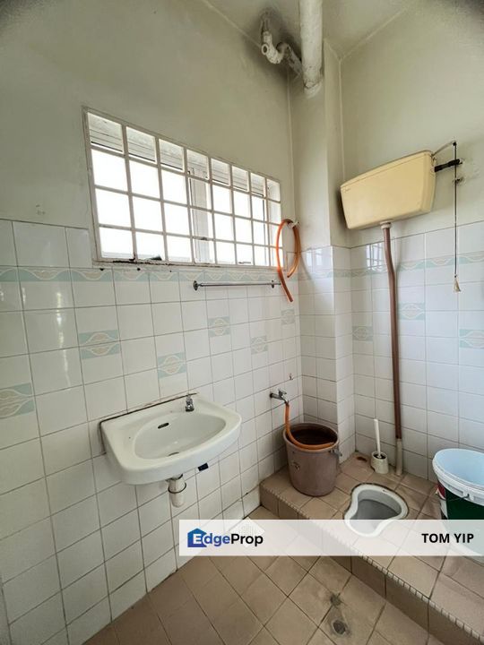 CHEAP 2 Storey Terrace House USJ 3 @ Subang Jaya, Selangor, Subang Jaya