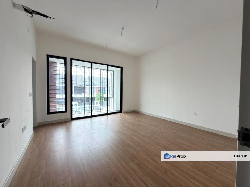 [20x80] Double Storey Terrace Elmina Green 3 Denai Alam Renovated, Selangor, Sungai Buloh
