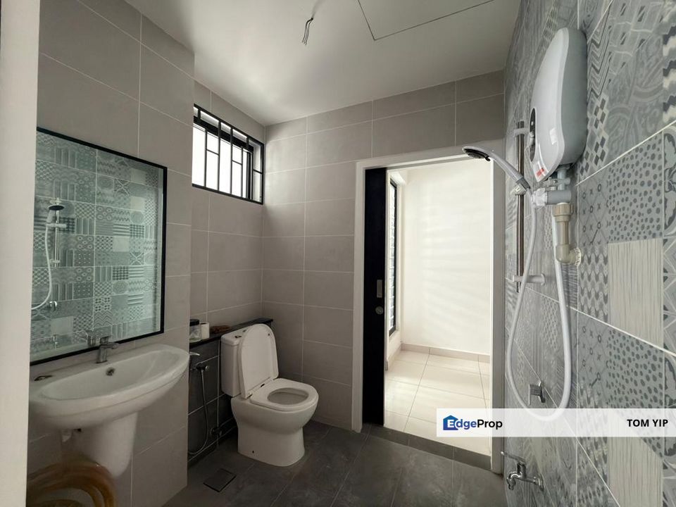 [20x80] Double Storey Terrace Elmina Green 3 Denai Alam Renovated, Selangor, Sungai Buloh