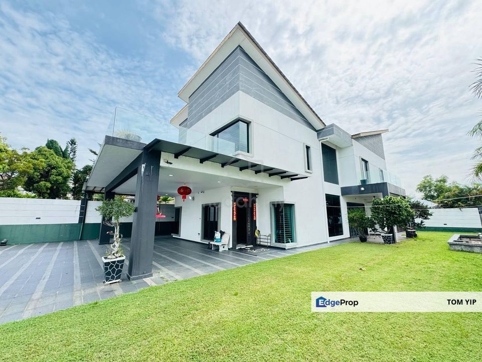 [8000SF] RENO Bungalow House, Desa 2 Bandar Country Homes, Rawang, Selangor, Bandar Country Homes