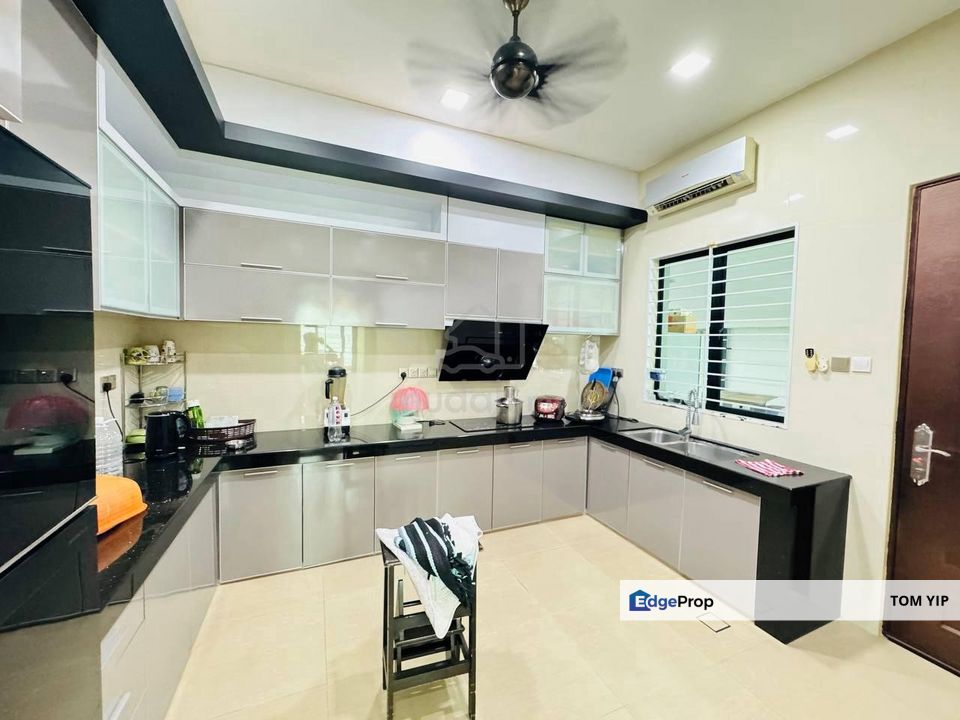 [8000SF] RENO Bungalow House, Desa 2 Bandar Country Homes, Rawang, Selangor, Bandar Country Homes