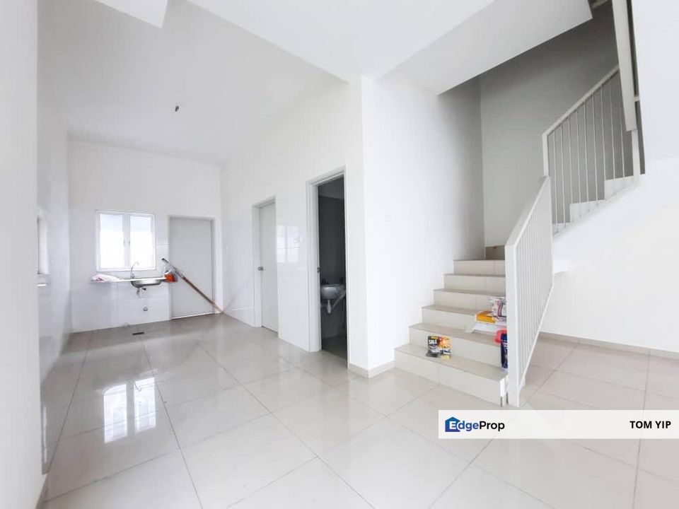 (2100sf) 2 Sty Terraced End Lot. Acacia Park. Bandar Tasik Puteri. Rawang, Selangor, Rawang